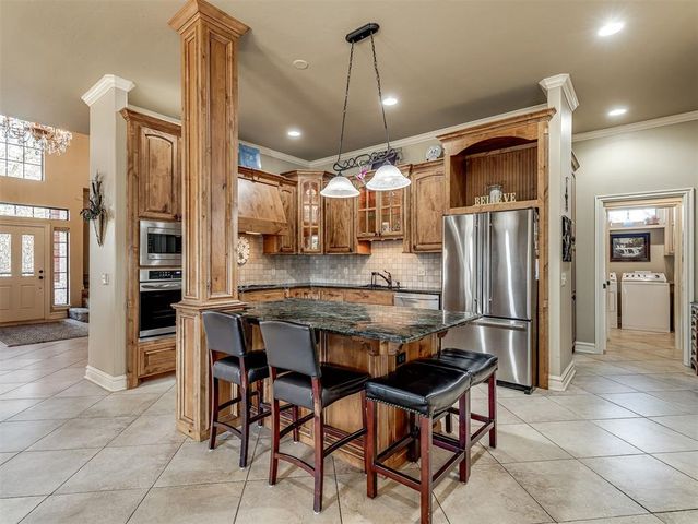 4104 Prairie Falcon Point, Edmond, OK 73034