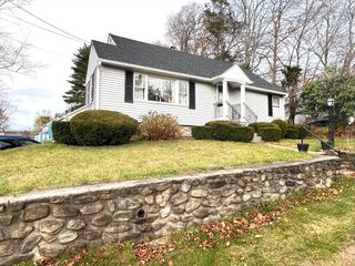14 Beech Street, Southbridge, MA 01550