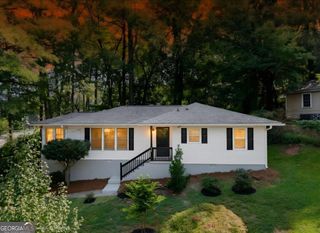 220 Woods Drive NE, Marietta, GA 30060