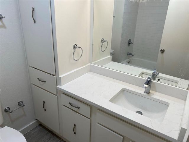 2408 BURLESON CT A, Austin, TX 78741