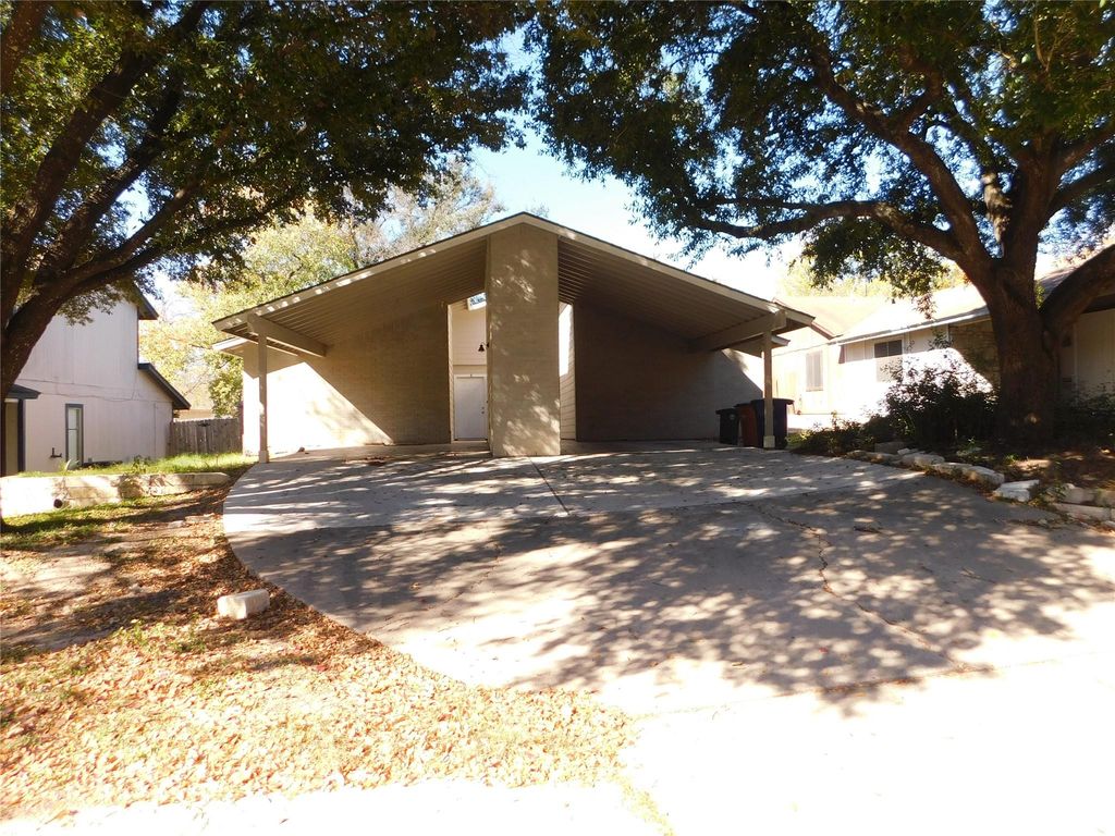 2408 BURLESON CT A, Austin, TX 78741