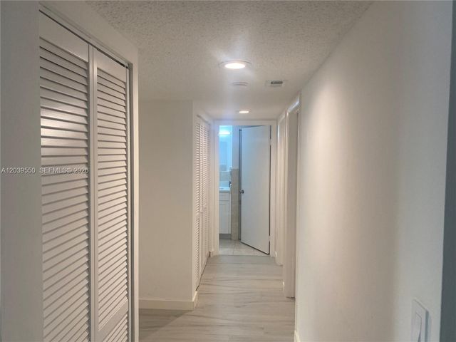 8807 SW 130th Pl 102, Miami, FL 33186