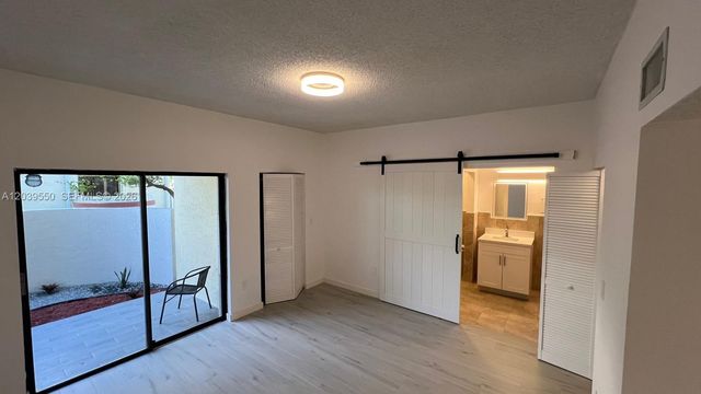 8807 SW 130th Pl 102, Miami, FL 33186