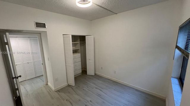8807 SW 130th Pl 102, Miami, FL 33186