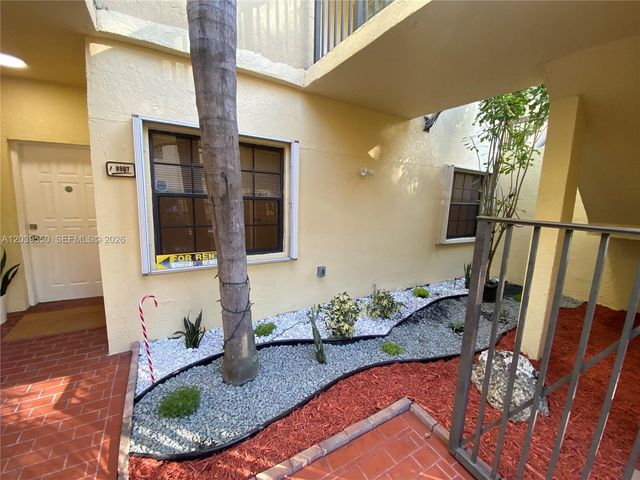 8807 SW 130th Pl 102, Miami, FL 33186