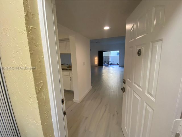 8807 SW 130th Pl 102, Miami, FL 33186