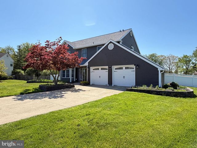 91 LONGWOOD DR, Sicklerville, NJ 08081