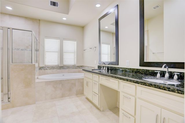 9617 Pemberton Crescent Drive, Houston, TX 77025