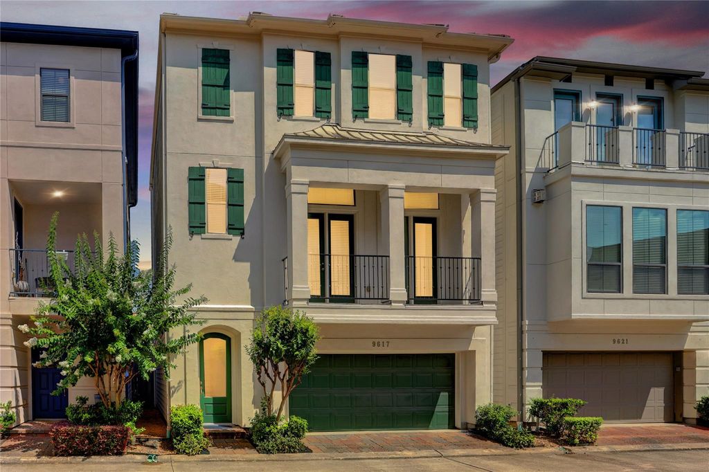 9617 Pemberton Crescent Drive, Houston, TX 77025