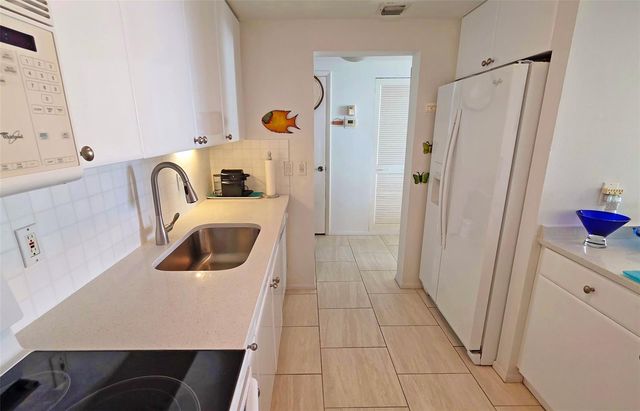 1212 BEN FRANKLIN DRIVE 1205, Sarasota, FL 34236