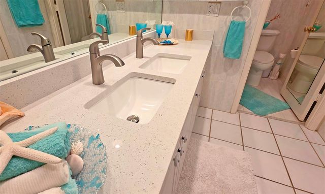 1212 BEN FRANKLIN DRIVE 1205, Sarasota, FL 34236