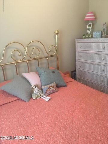 4 Brunswick Place, Point Pleasant Beach, NJ 08742