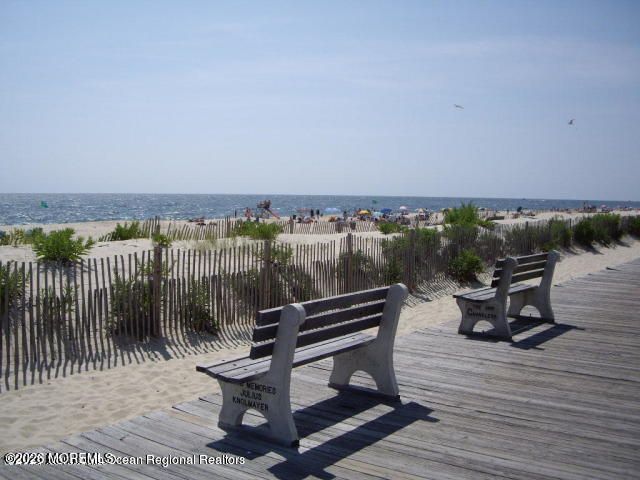 4 Brunswick Place, Point Pleasant Beach, NJ 08742