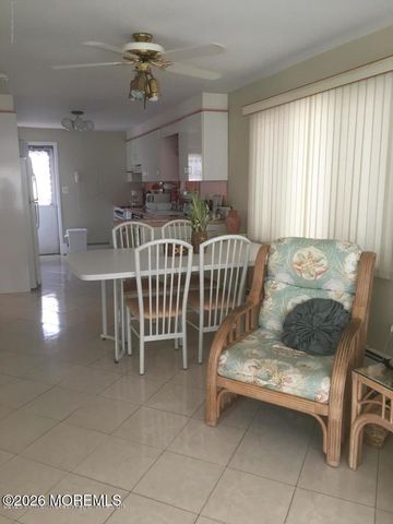 4 Brunswick Place, Point Pleasant Beach, NJ 08742