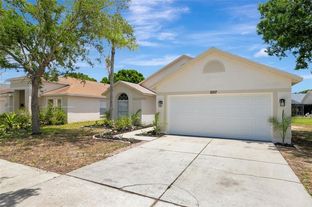 1007 CRISTELLE JEAN DRIVE, Ruskin, FL 33570