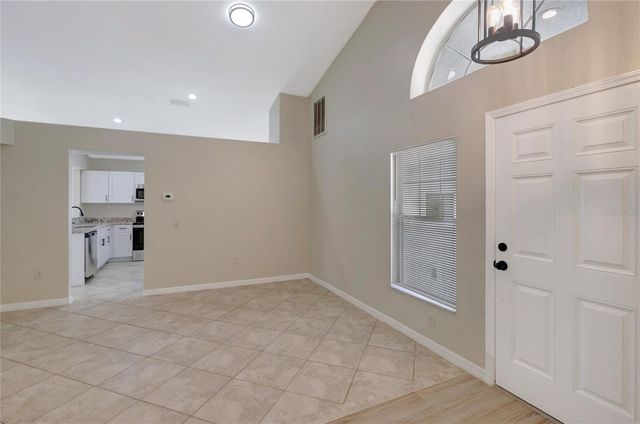 1007 CRISTELLE JEAN DRIVE, Ruskin, FL 33570