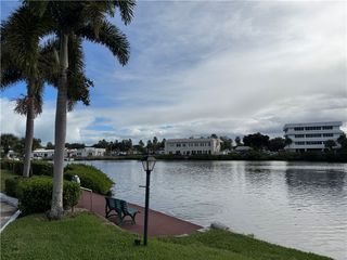 2800 Indian River Boulevard J3, Vero Beach, FL 32960