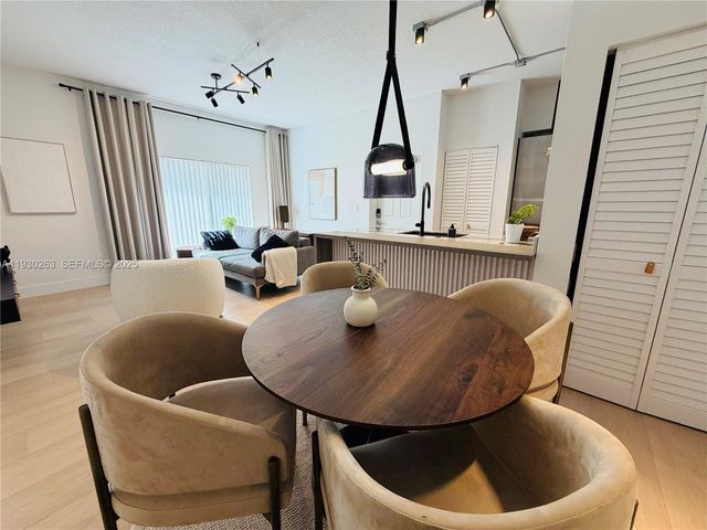 7320 NW 114th Ave 103, Doral, FL 33178