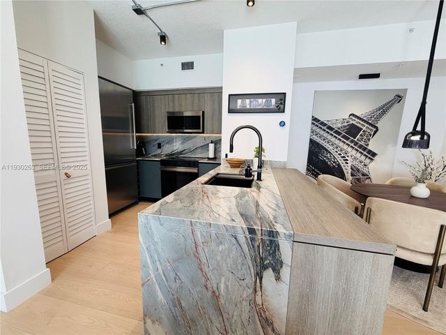 7320 NW 114th Ave 103, Doral, FL 33178