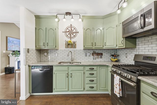 6 KINGS CT, Elkton, MD 21921