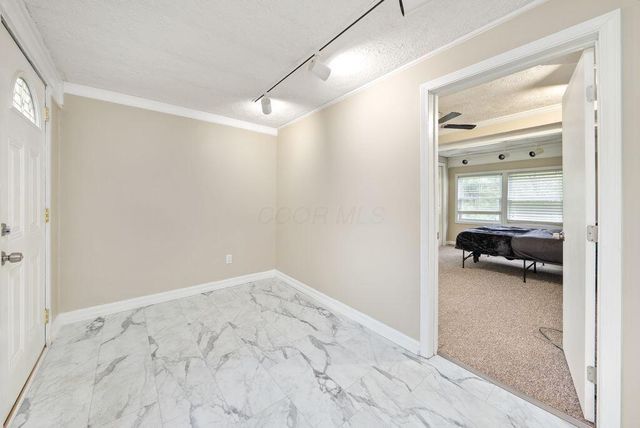4916 Travers Court, Hilliard, OH 43026