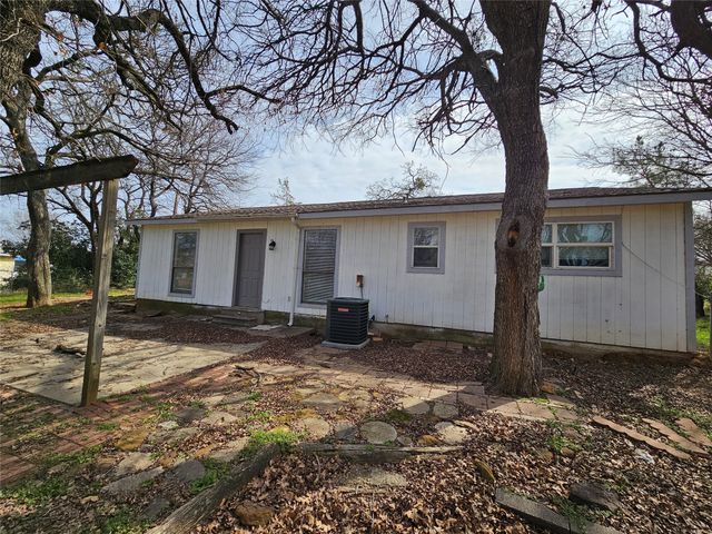 110 Muleta Drive, Oak Point, TX 75068