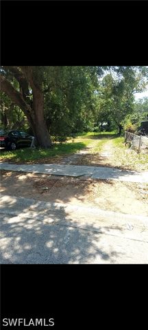 2646 Saint Charles ST, Fort Myers, FL 33916