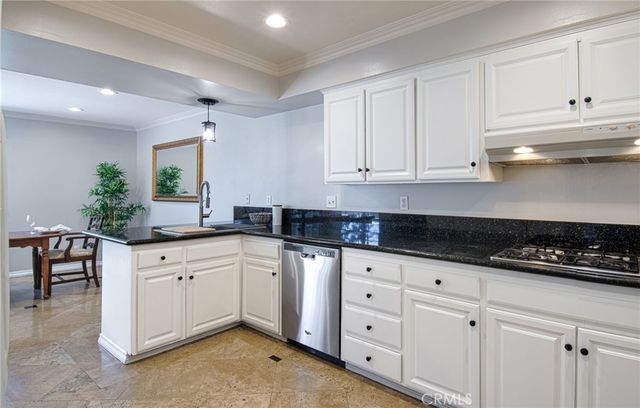 34 Senisa, Irvine, CA 92612