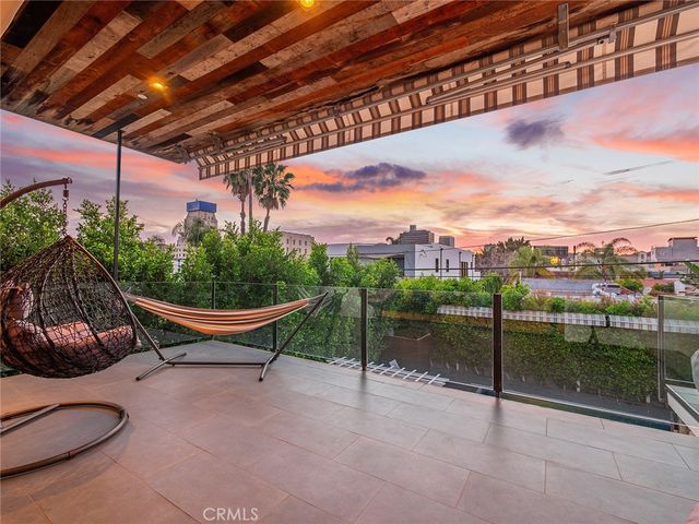 619 S Orange, Los Angeles, CA 90036