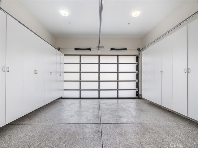 619 S Orange, Los Angeles, CA 90036