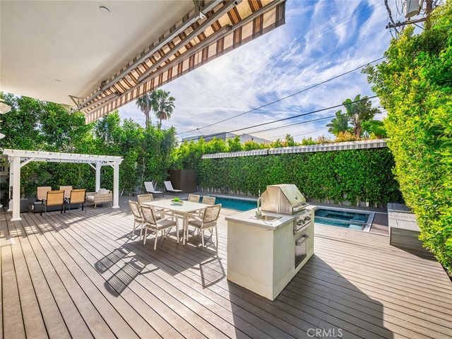 619 S Orange, Los Angeles, CA 90036