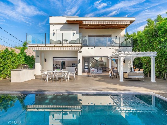 619 S Orange, Los Angeles, CA 90036