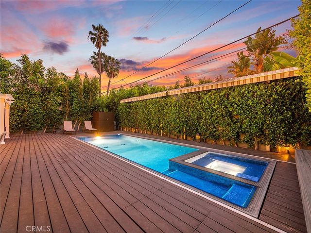 619 S Orange, Los Angeles, CA 90036
