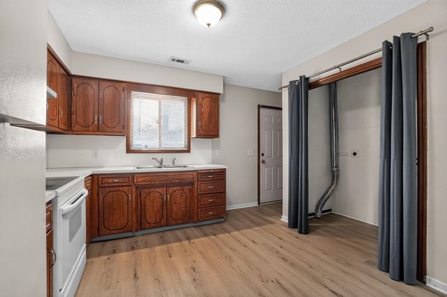 2819 S 9TH Street, Council Bluffs, IA 51501