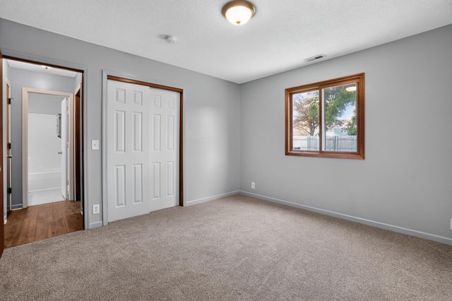 2819 S 9TH Street, Council Bluffs, IA 51501