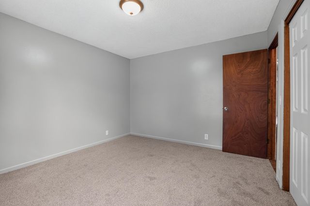 2819 S 9TH Street, Council Bluffs, IA 51501