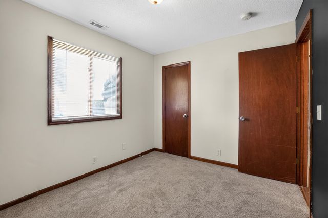 2819 S 9TH Street, Council Bluffs, IA 51501