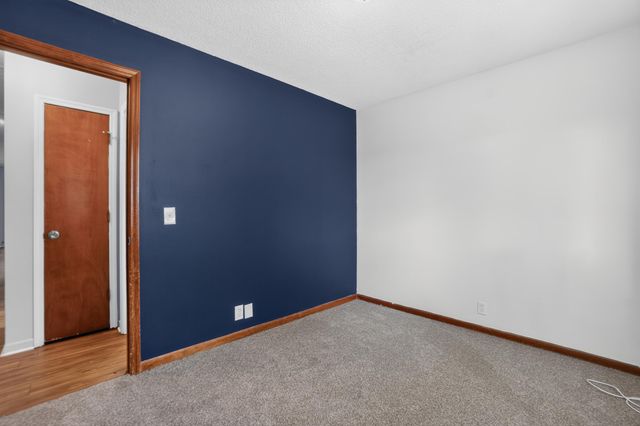 2819 S 9TH Street, Council Bluffs, IA 51501