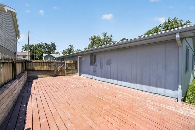 2819 S 9TH Street, Council Bluffs, IA 51501