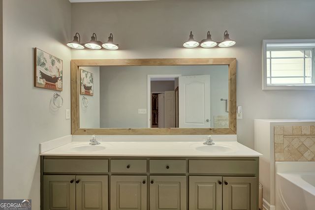 75 Covington Terrace, Newnan, GA 30263