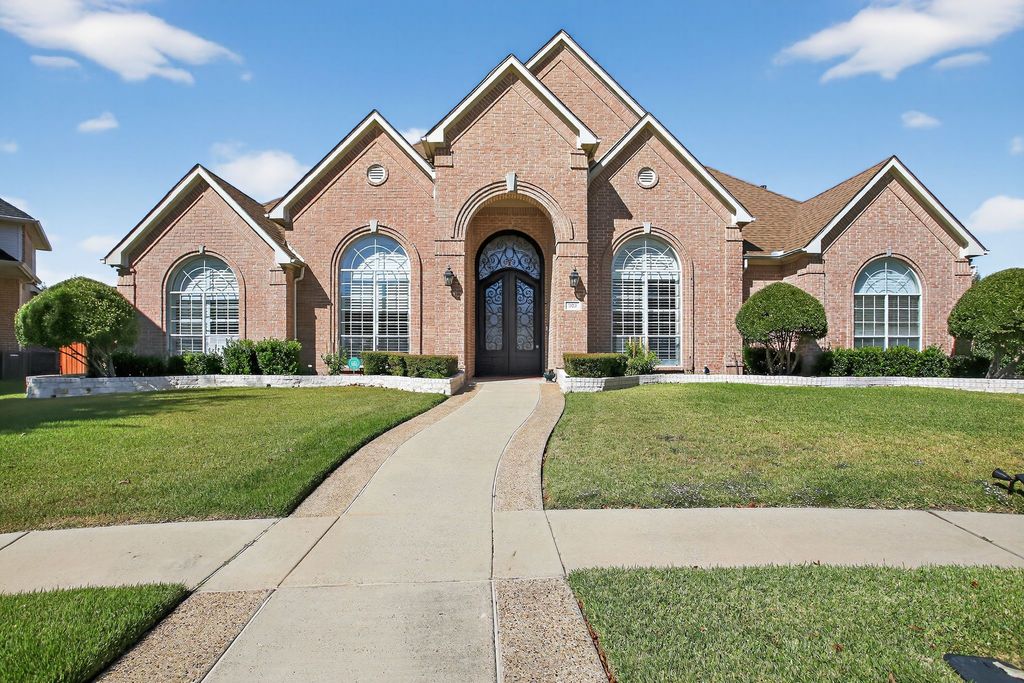 902 Lahinch Circle, Richardson, TX 75081