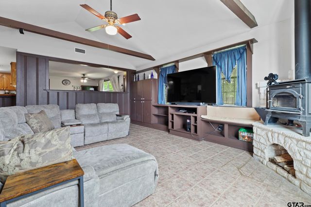 7626 Fm 1002 S, Big Sandy, TX 75755