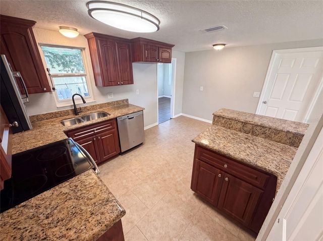 7037 GREEN STREET, New Port Richey, FL 34652