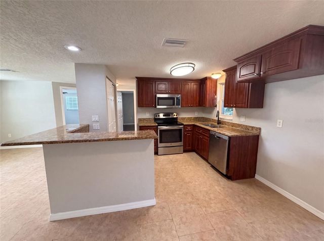7037 GREEN STREET, New Port Richey, FL 34652