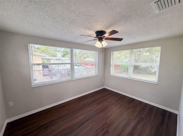 7037 GREEN STREET, New Port Richey, FL 34652