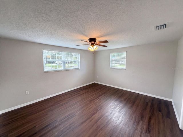 7037 GREEN STREET, New Port Richey, FL 34652