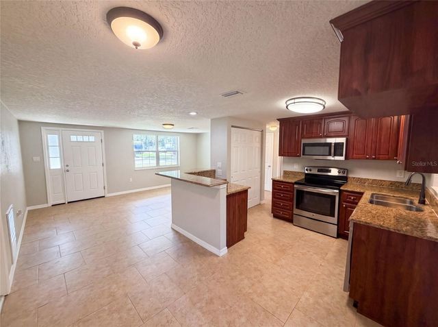 7037 GREEN STREET, New Port Richey, FL 34652