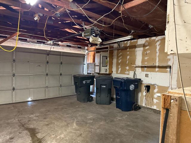 7875 Ann Arbor Way, Sacramento, CA 95832