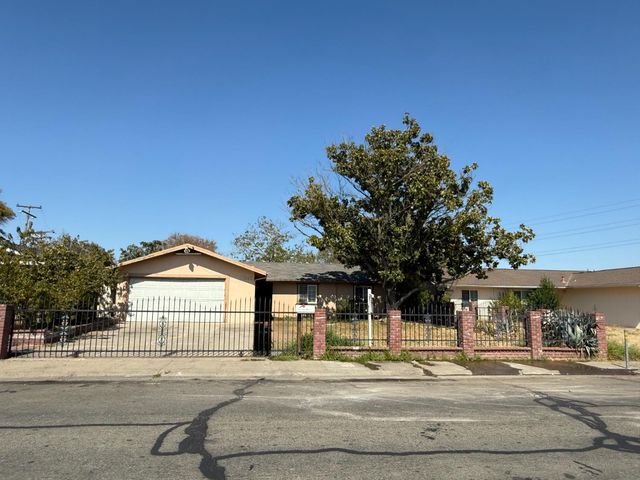 7875 Ann Arbor Way, Sacramento, CA 95832