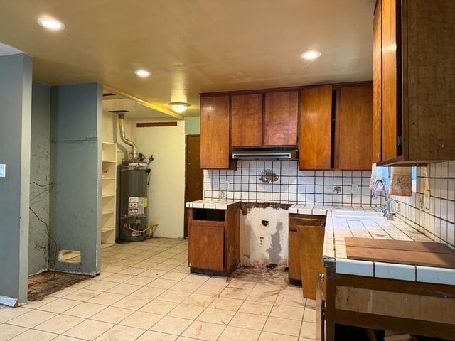 7875 Ann Arbor Way, Sacramento, CA 95832
